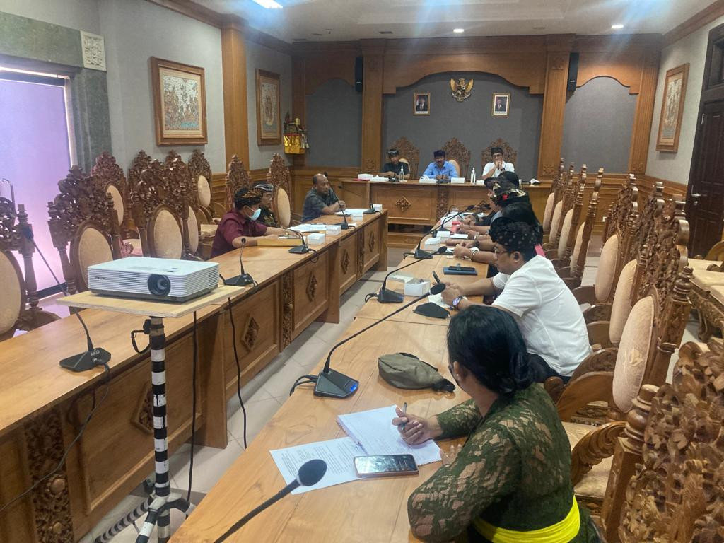 Rapat Pembahasan Pembangunan SMPN 5 Abiansemal